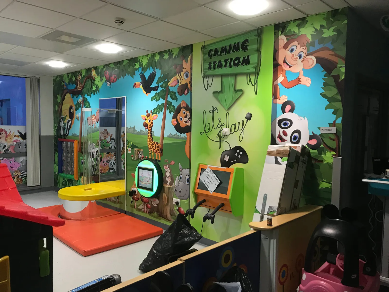 Jungle themed children's play area wall art by It'z Print & Design
